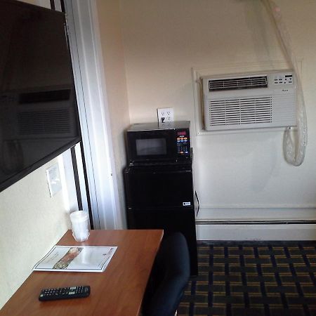 Economy Inn โทนาวานดา ภายนอก รูปภาพ